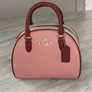 Coach Dempsey Sling bag